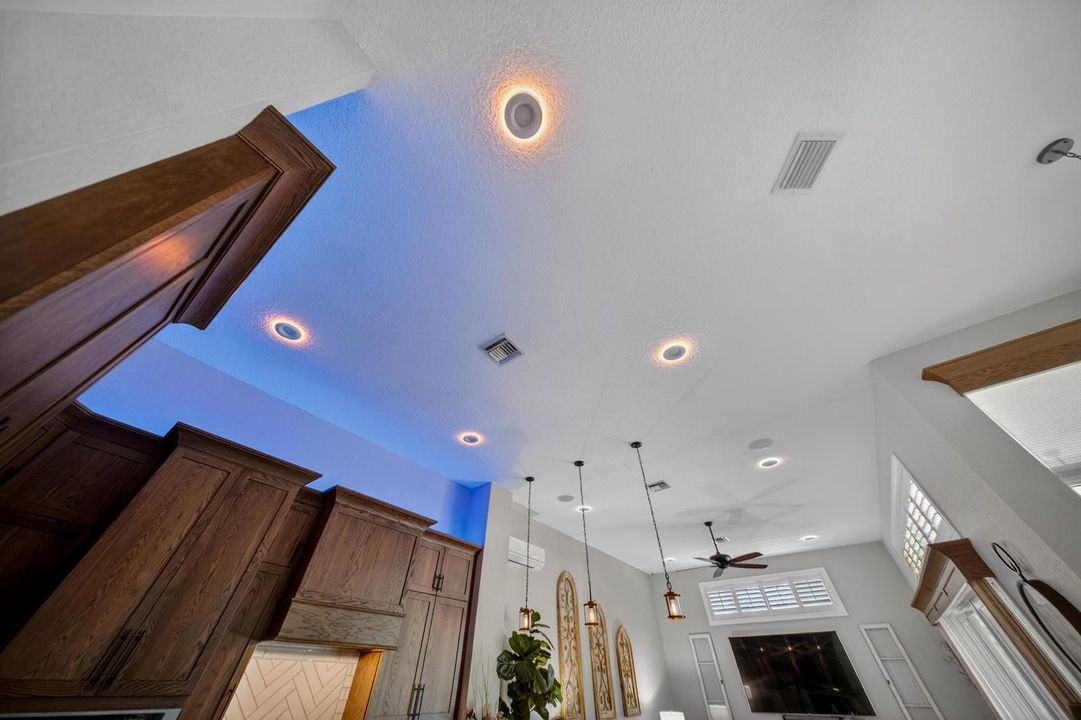 Halo-Lighting
