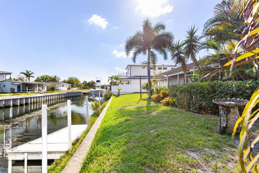 100 feet of waterfront