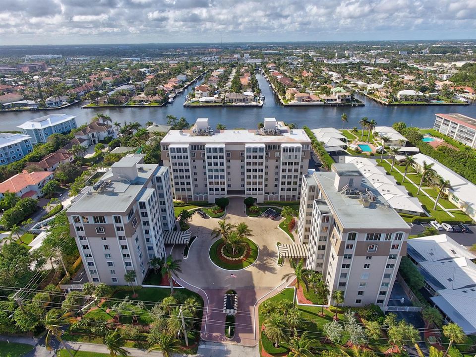 KM 2000 S Ocean Blvd 105-38