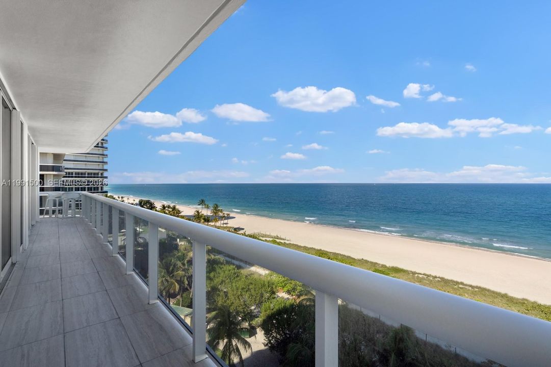 En Venta: $4,500,000 (3 camas, 3 baños, 2750 Pies cuadrados)