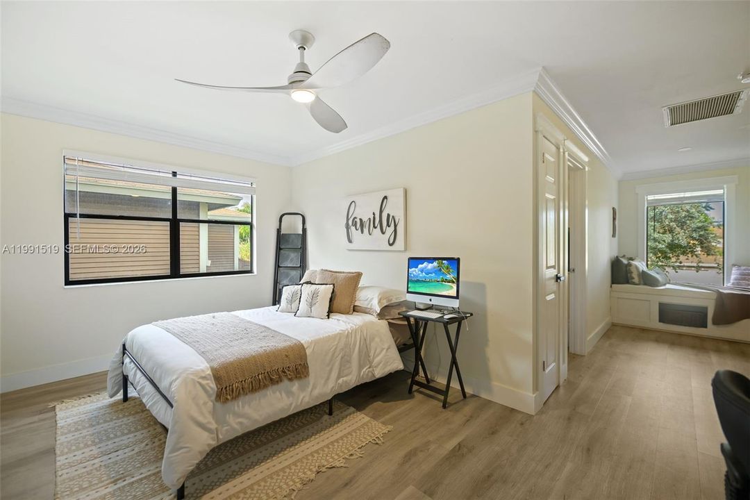 For Sale: $485,000 (3 beds, 2 baths, 1989 Square Feet)