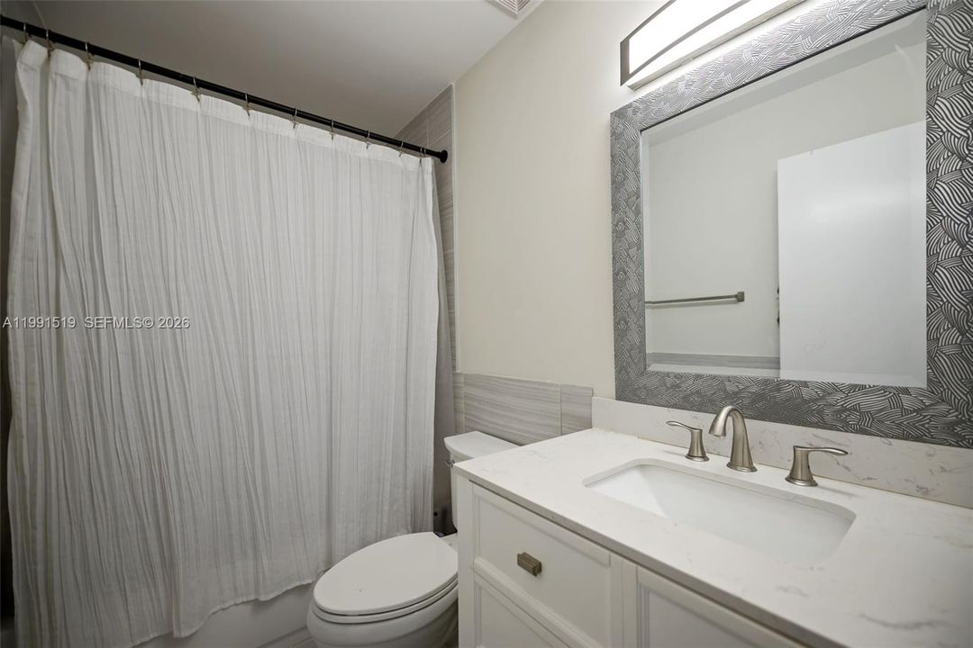 For Sale: $485,000 (3 beds, 2 baths, 1989 Square Feet)