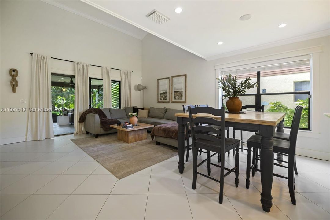 For Sale: $485,000 (3 beds, 2 baths, 1989 Square Feet)