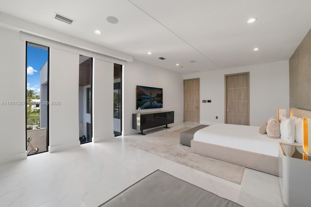Upstairs North Bedroom