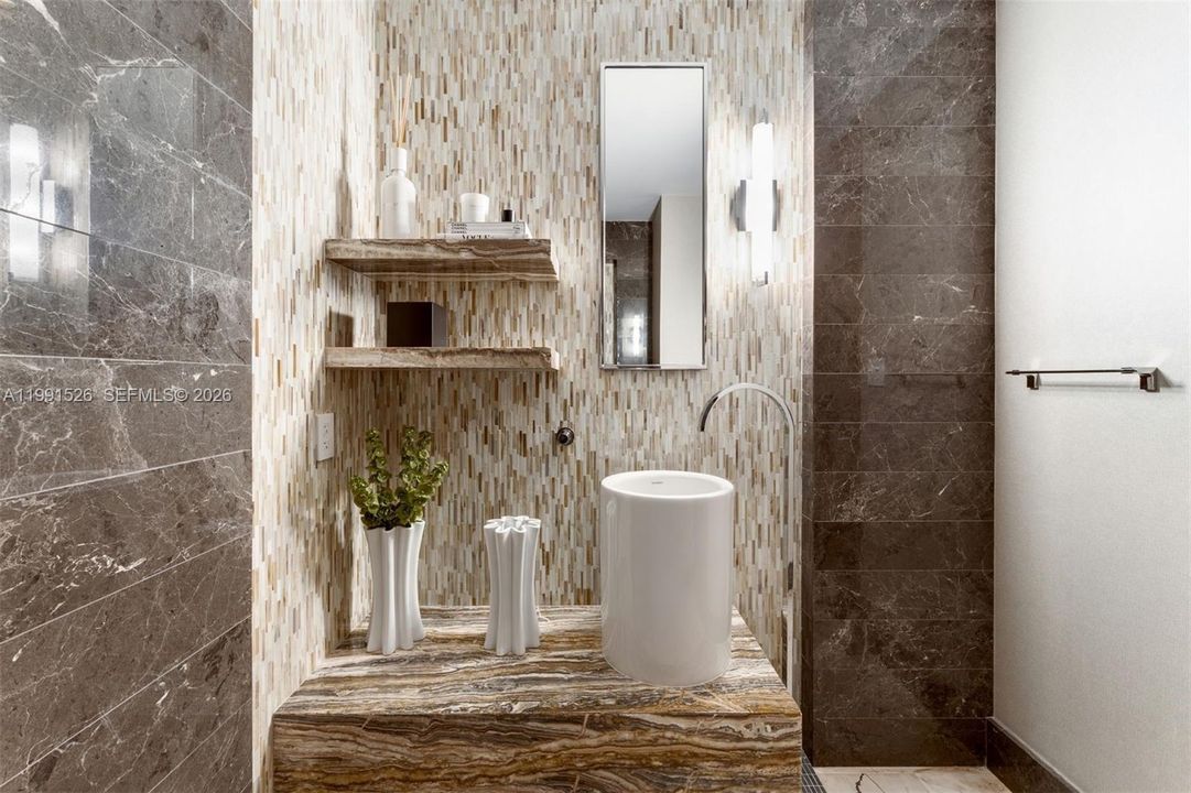 На продажу: $16,500,000 (4 спален, 4 ванн, 6671 Квадратных фут)