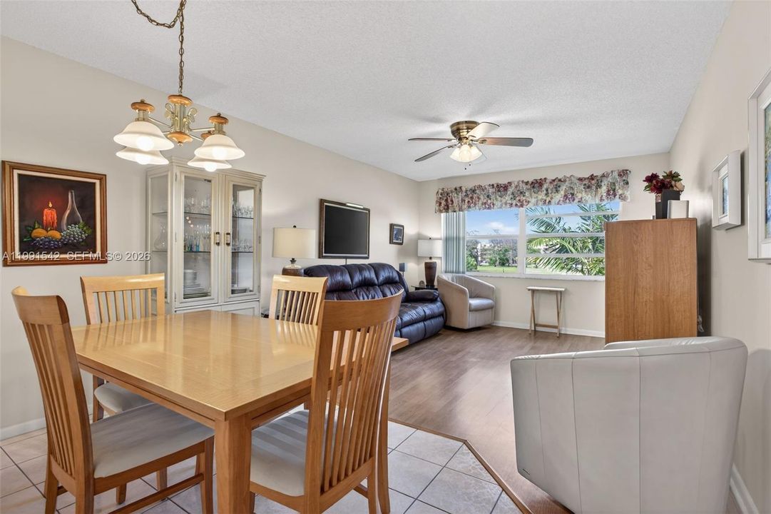 For Sale: $99,000 (1 beds, 1 baths, 700 Square Feet)