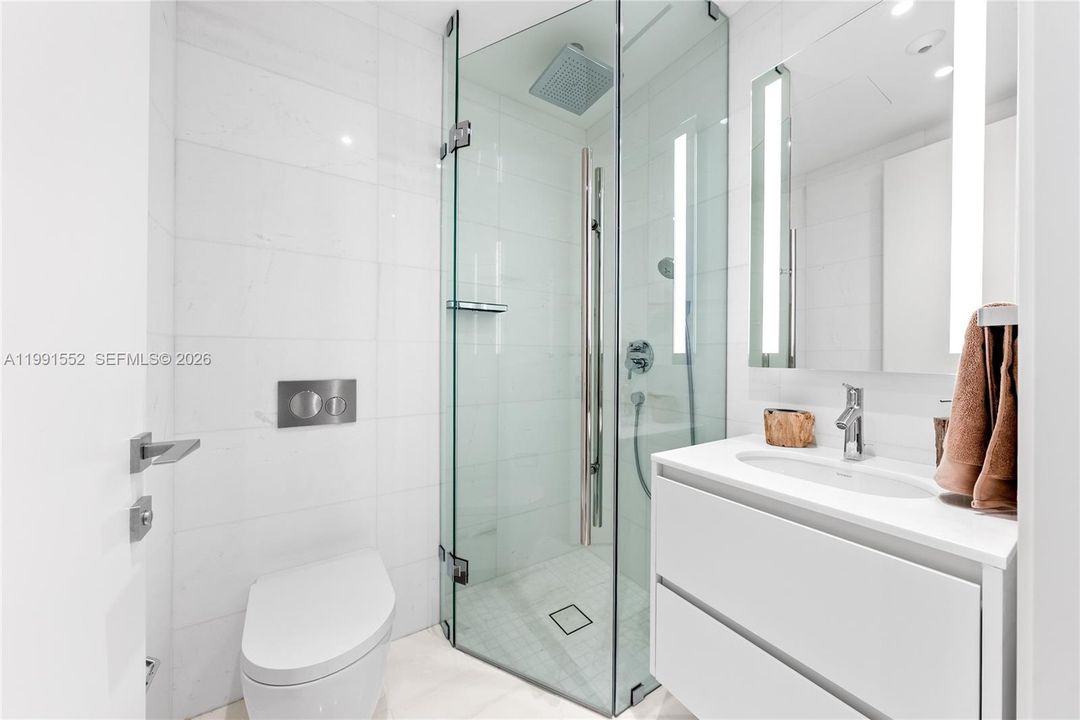 For Rent: $45,000 (4 beds, 4 baths, 3247 Square Feet)