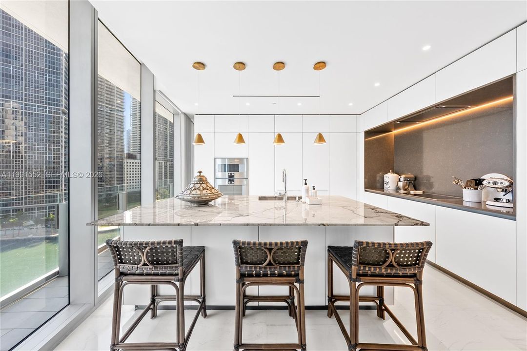 For Rent: $45,000 (4 beds, 4 baths, 3247 Square Feet)