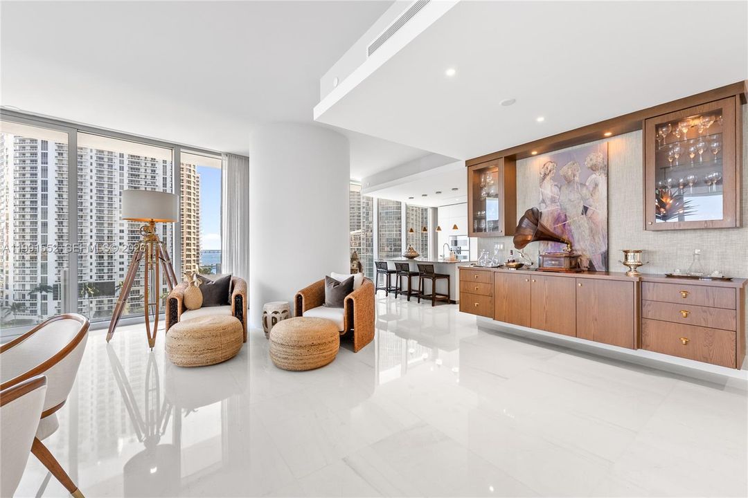 For Rent: $45,000 (4 beds, 4 baths, 3247 Square Feet)