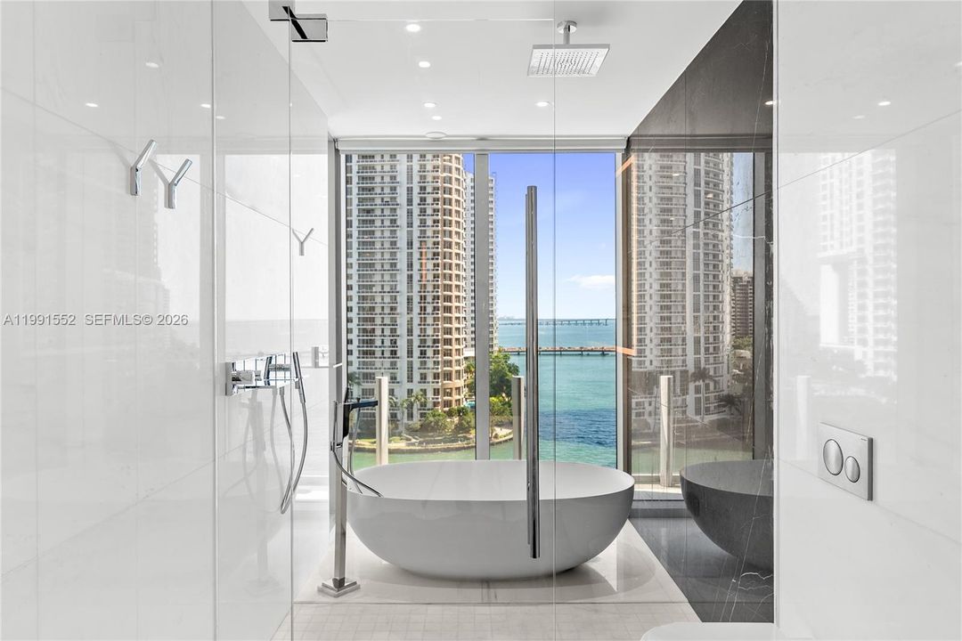 For Rent: $45,000 (4 beds, 4 baths, 3247 Square Feet)