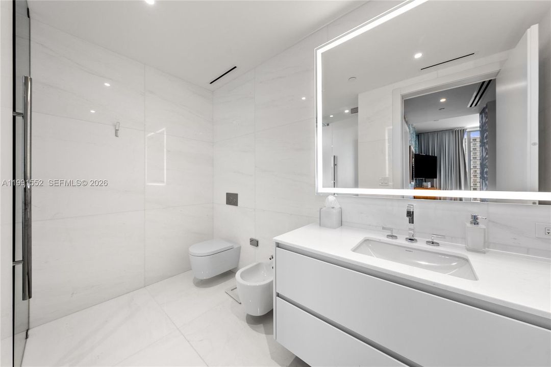 For Rent: $45,000 (4 beds, 4 baths, 3247 Square Feet)