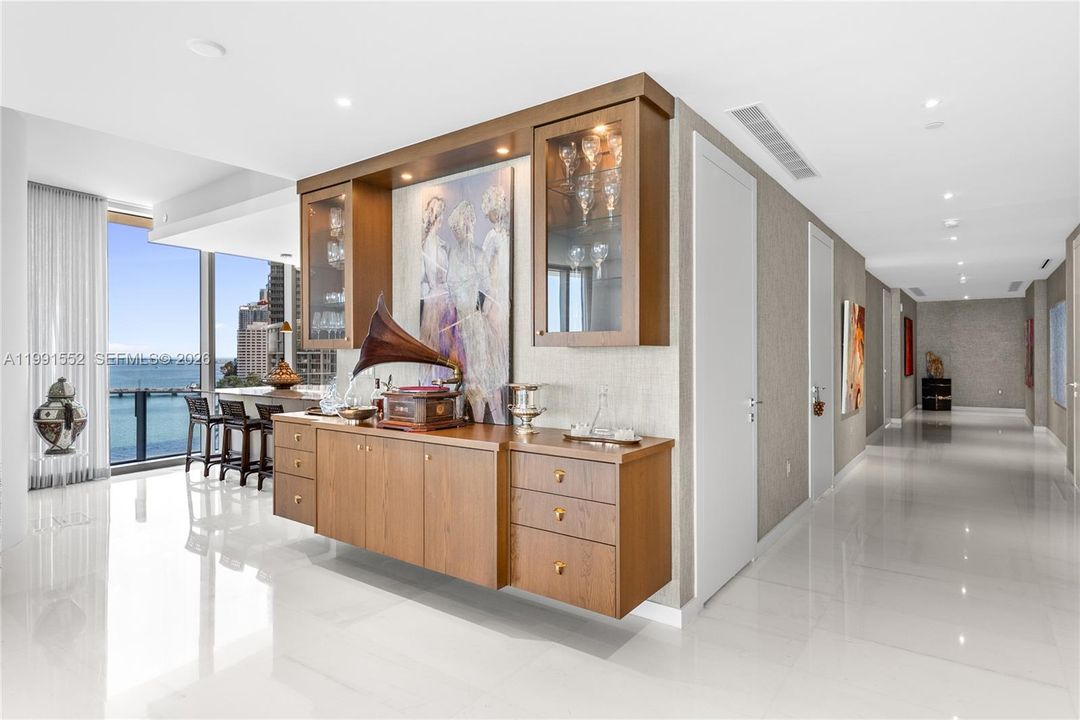For Rent: $45,000 (4 beds, 4 baths, 3247 Square Feet)