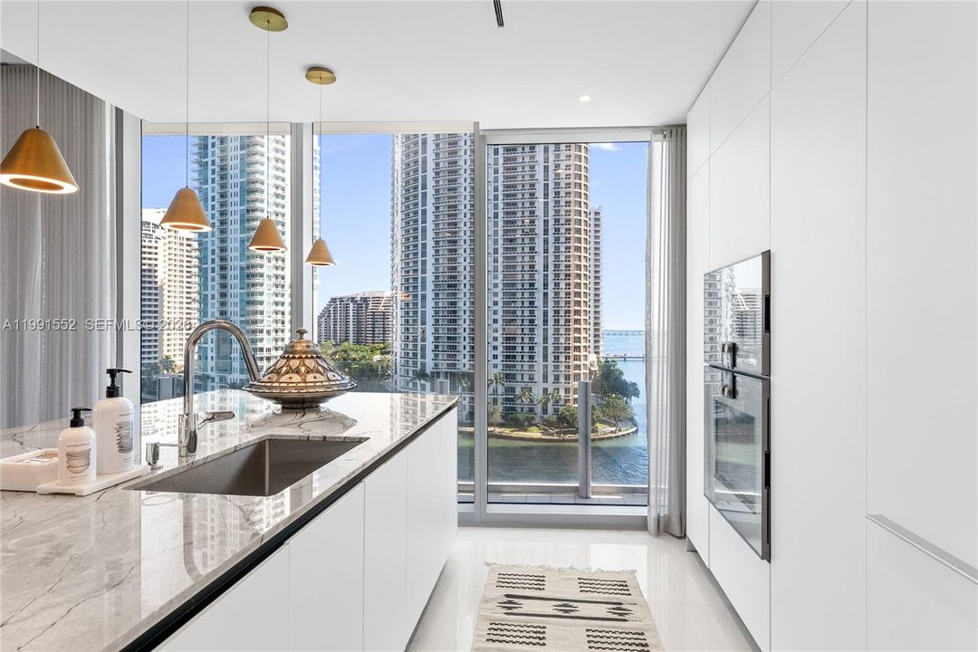 For Rent: $45,000 (4 beds, 4 baths, 3247 Square Feet)