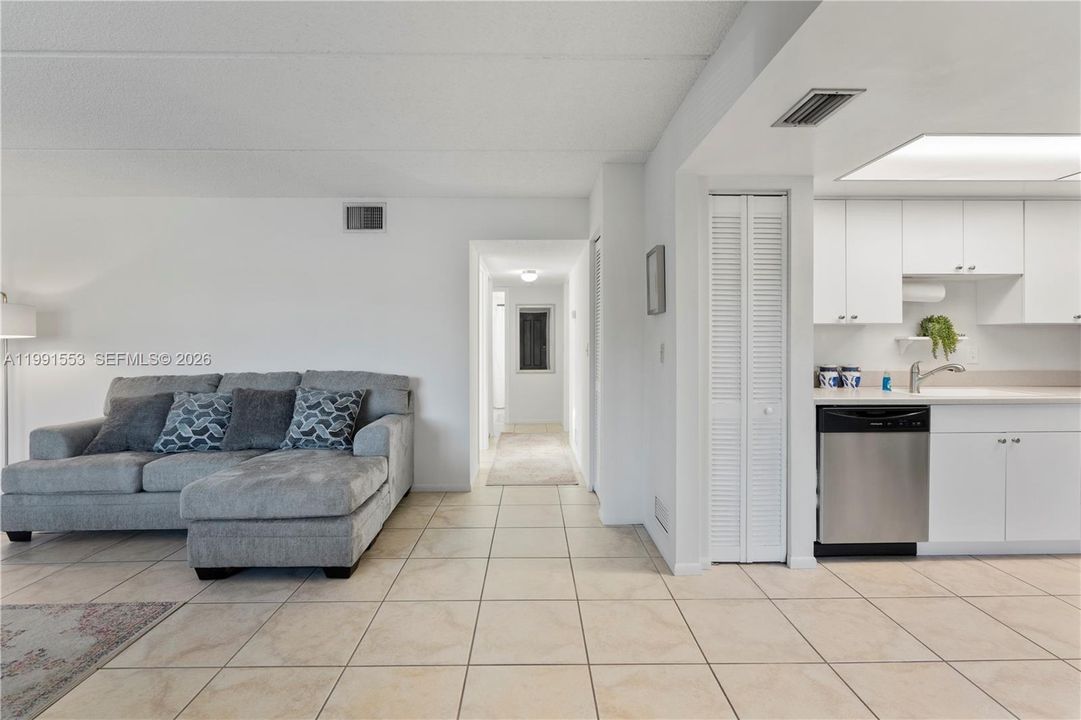 For Rent: $2,650 (2 beds, 2 baths, 0 Square Feet)