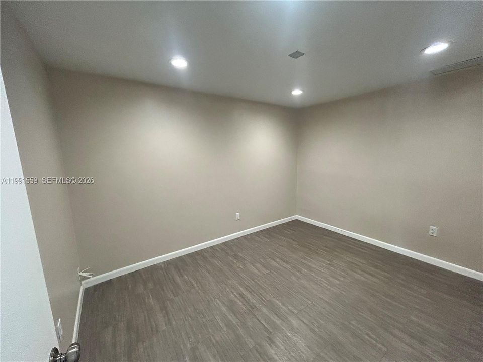 En Renta: $30 (0 camas, 0 baños, 0 Pies cuadrados)