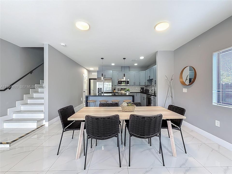 待售: $1,490,000 (0 贝兹, 0 浴室, 3456 平方英尺)