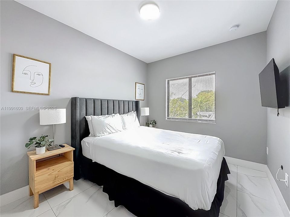 待售: $1,490,000 (0 贝兹, 0 浴室, 3456 平方英尺)