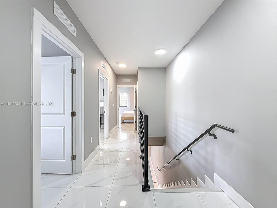 待售: $1,490,000 (0 贝兹, 0 浴室, 3456 平方英尺)