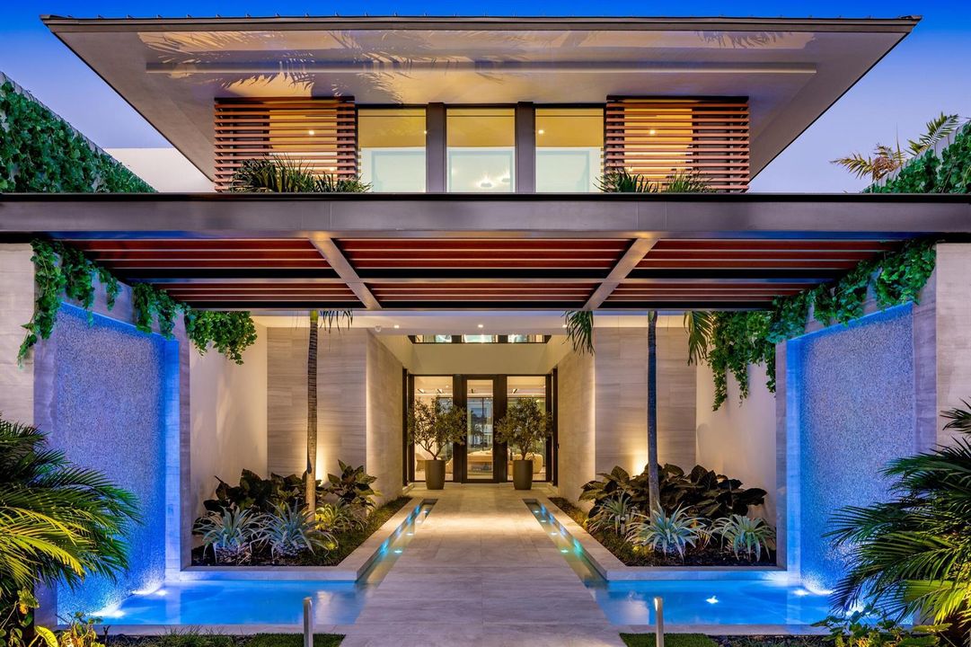 Twilight Exterior 8