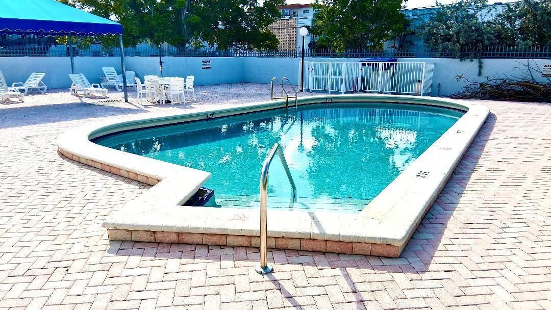 17 POOL