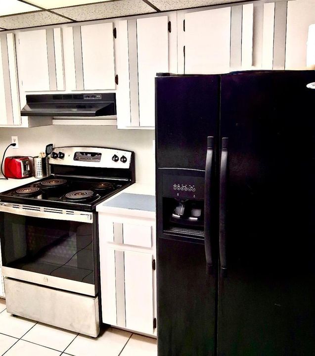 14 - KITCHEN A
