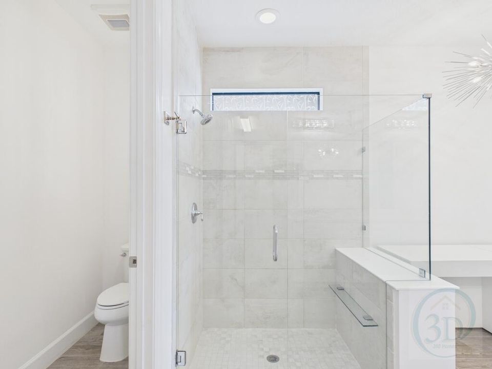 Shower and W/C