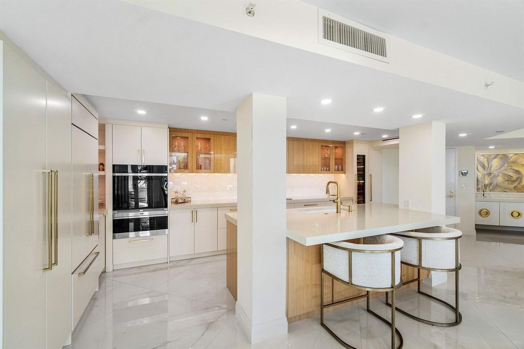 005-100Southeast5thAvenue-103-BocaRaton-