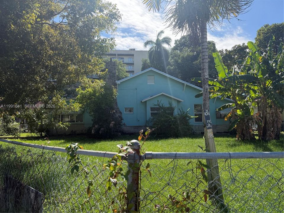 На продажу: $10,000,000 (0 спален, 0 ванн, 0 Квадратных фут)