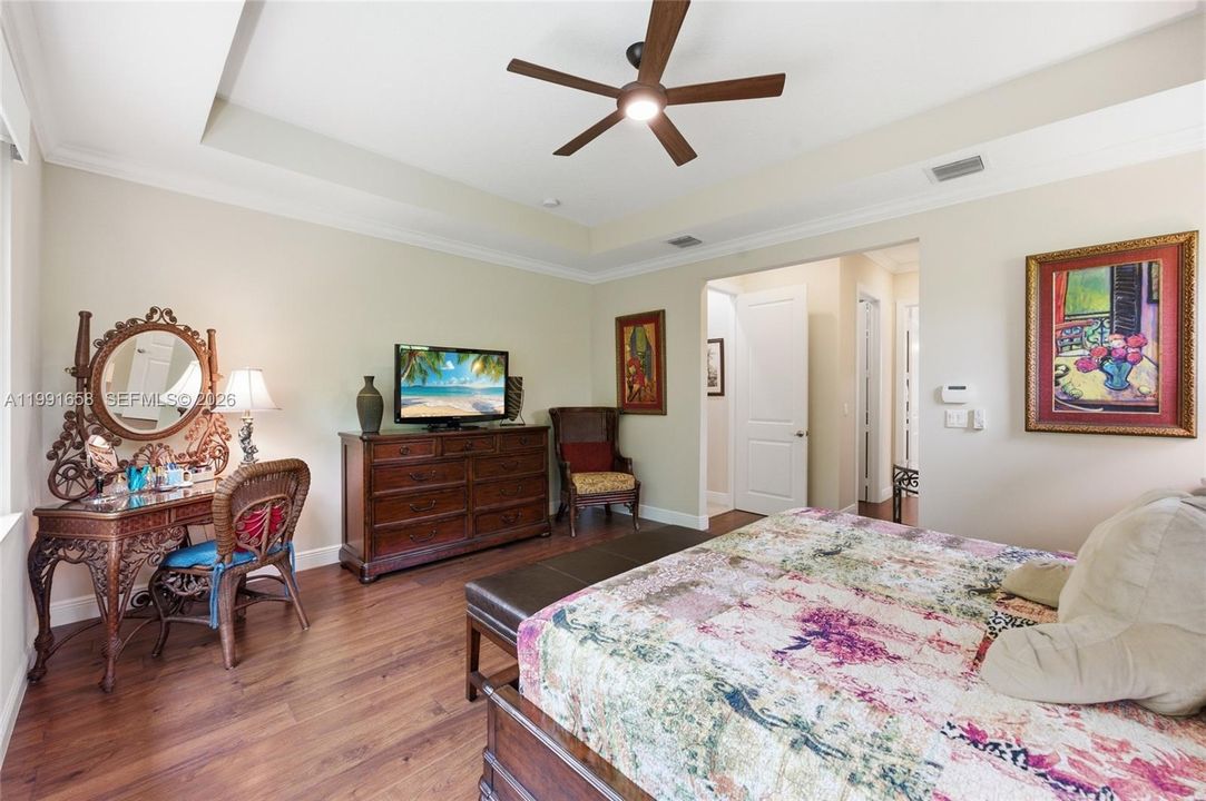 Activo con contrato: $1,160,000 (4 camas, 3 baños, 2888 Pies cuadrados)