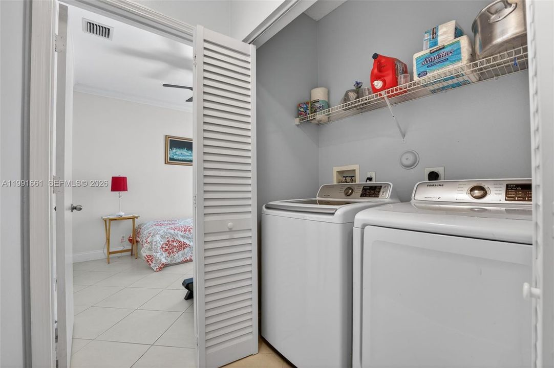 En Venta: $430,000 (3 camas, 2 baños, 1495 Pies cuadrados)