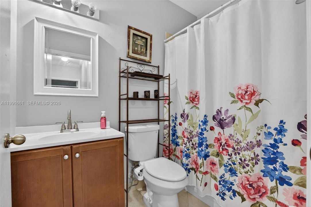 En Venta: $430,000 (3 camas, 2 baños, 1495 Pies cuadrados)