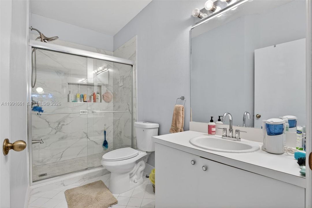 En Venta: $430,000 (3 camas, 2 baños, 1495 Pies cuadrados)