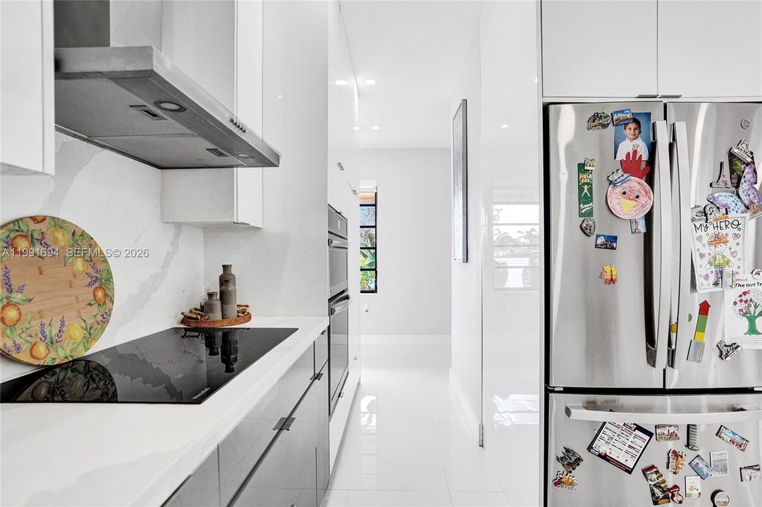 En Venta: $750,000 (3 camas, 2 baños, 1370 Pies cuadrados)