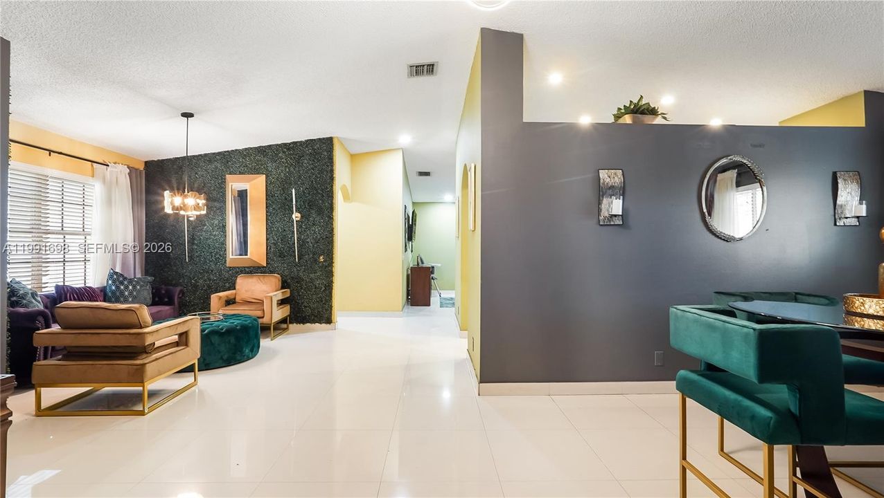 Active With Contract: $650,000 (3 beds, 2 baths, 1734 Square Feet)