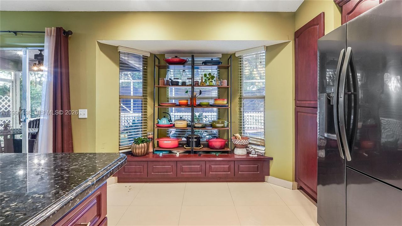 Active With Contract: $650,000 (3 beds, 2 baths, 1734 Square Feet)