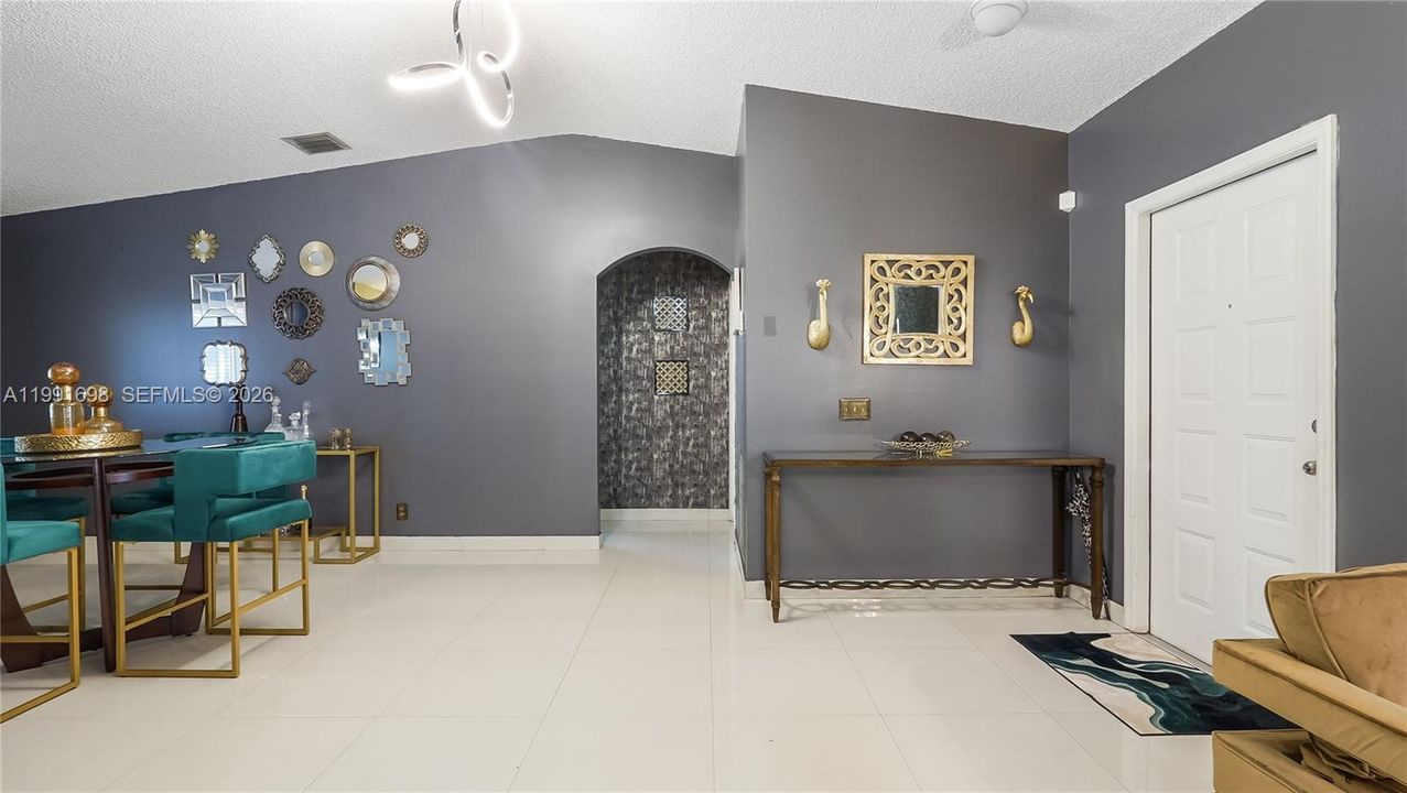 Active With Contract: $650,000 (3 beds, 2 baths, 1734 Square Feet)
