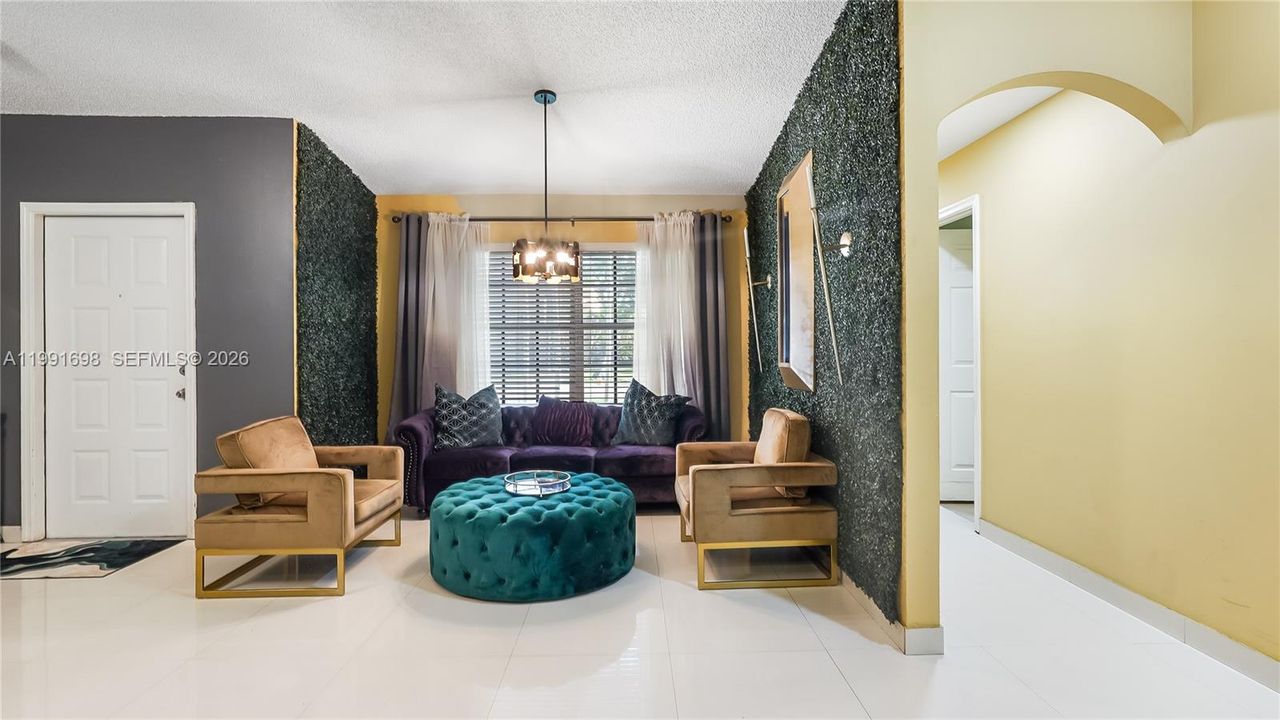 Active With Contract: $650,000 (3 beds, 2 baths, 1734 Square Feet)