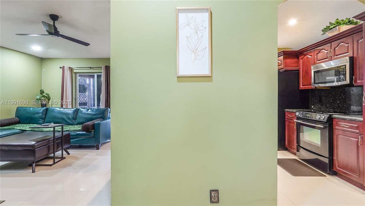 Active With Contract: $650,000 (3 beds, 2 baths, 1734 Square Feet)