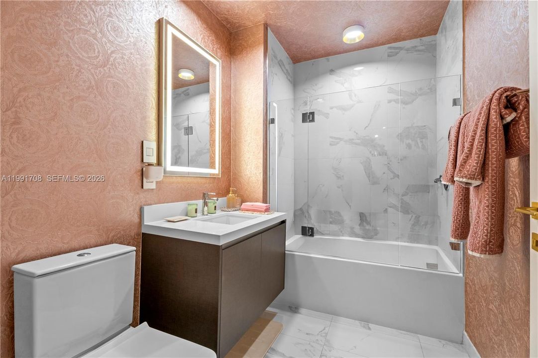 В аренду: $7,900 (2 спален, 3 ванн, 1547 Квадратных фут)