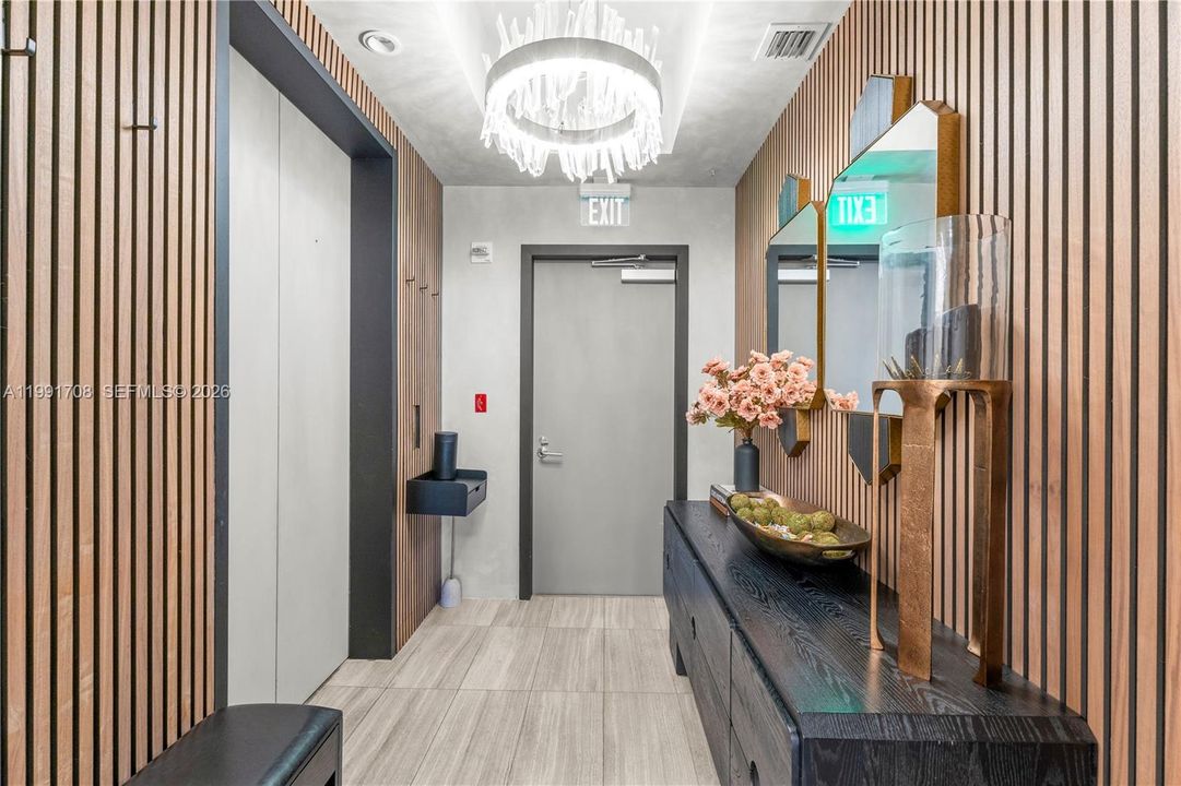 В аренду: $7,900 (2 спален, 3 ванн, 1547 Квадратных фут)