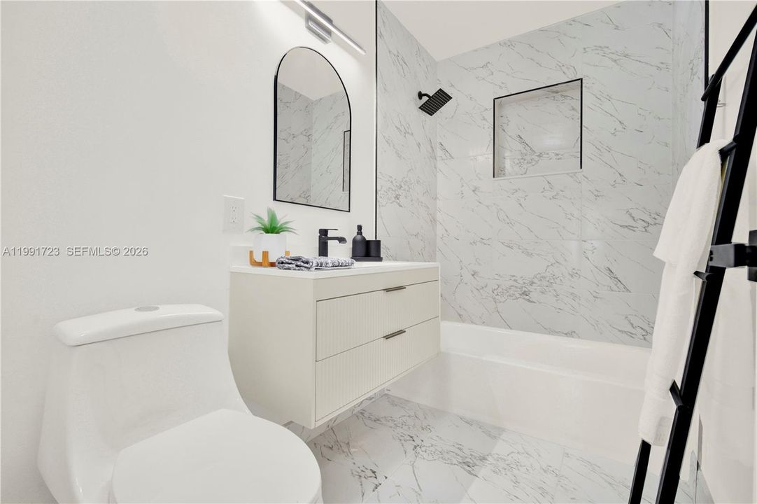 Недавно арендовано: $3,600 (3 спален, 3 ванн, 1646 Квадратных фут)