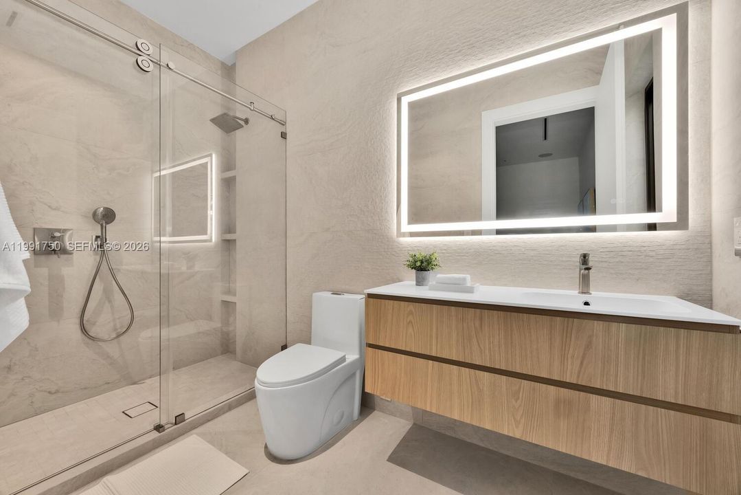 En Venta: $7,175,000 (7 camas, 7 baños, 6138 Pies cuadrados)