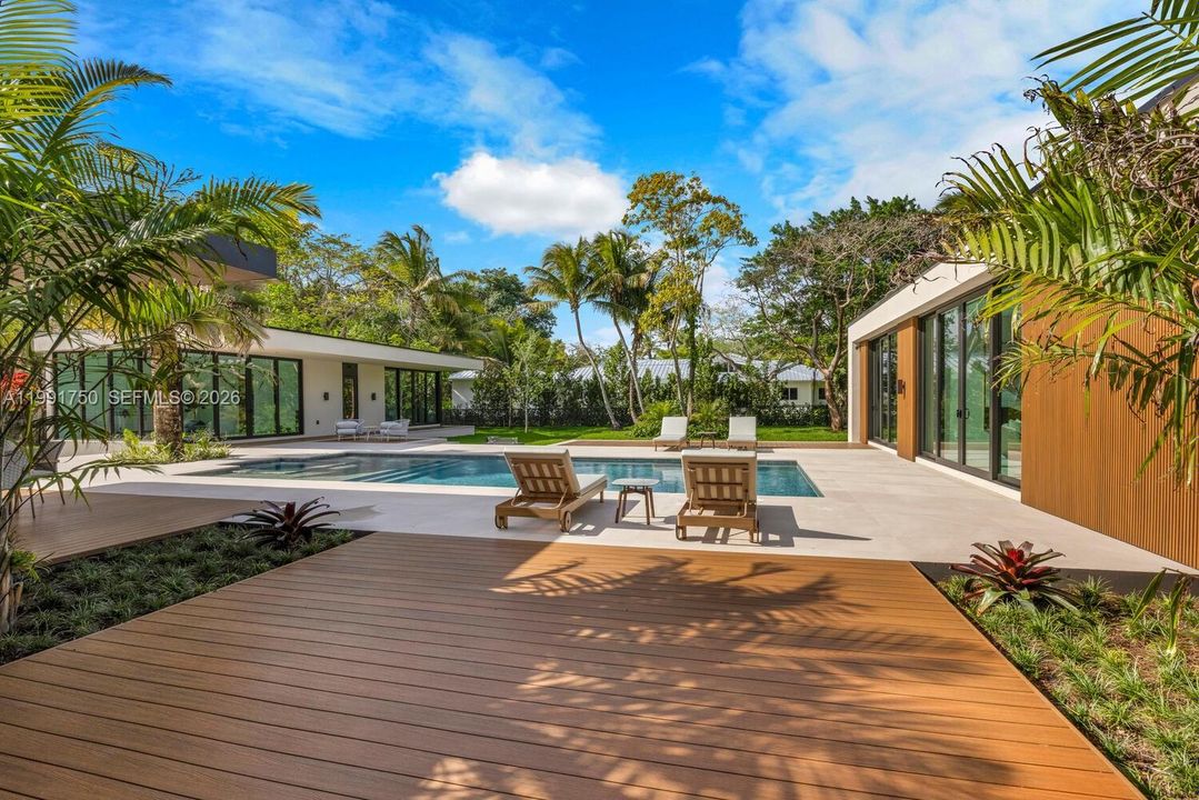 En Venta: $7,175,000 (7 camas, 7 baños, 6138 Pies cuadrados)