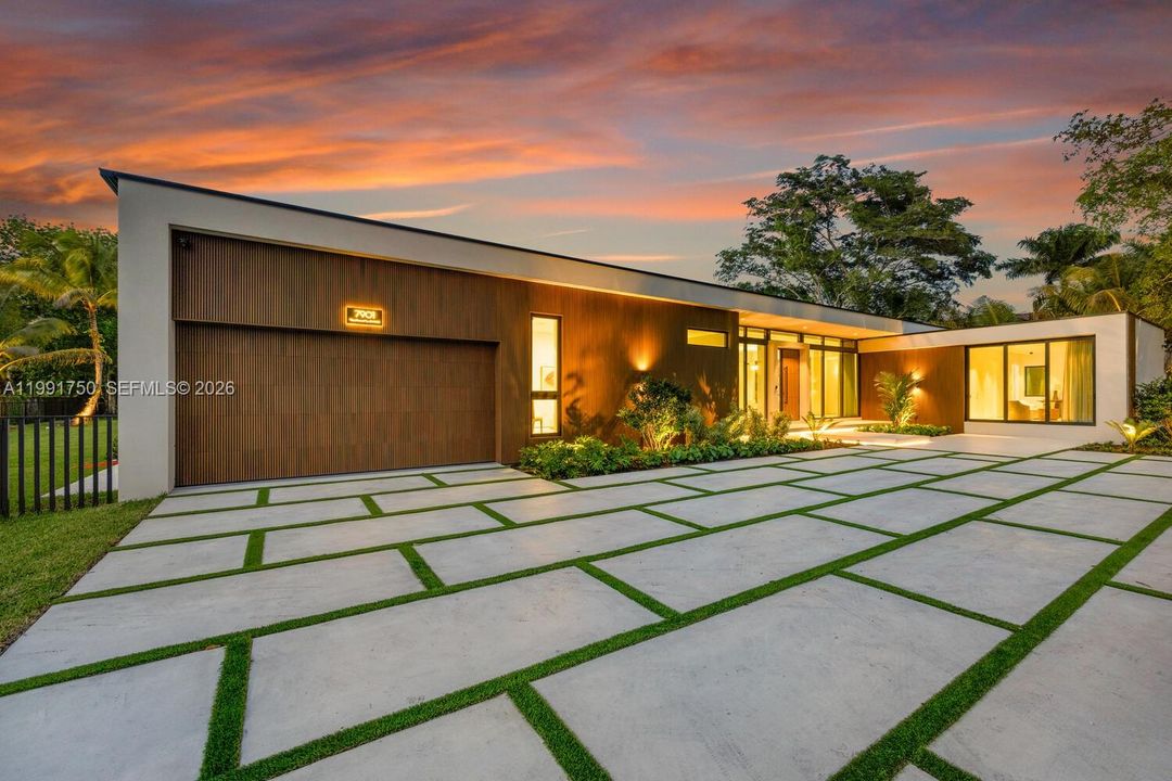 En Venta: $7,175,000 (7 camas, 7 baños, 6138 Pies cuadrados)