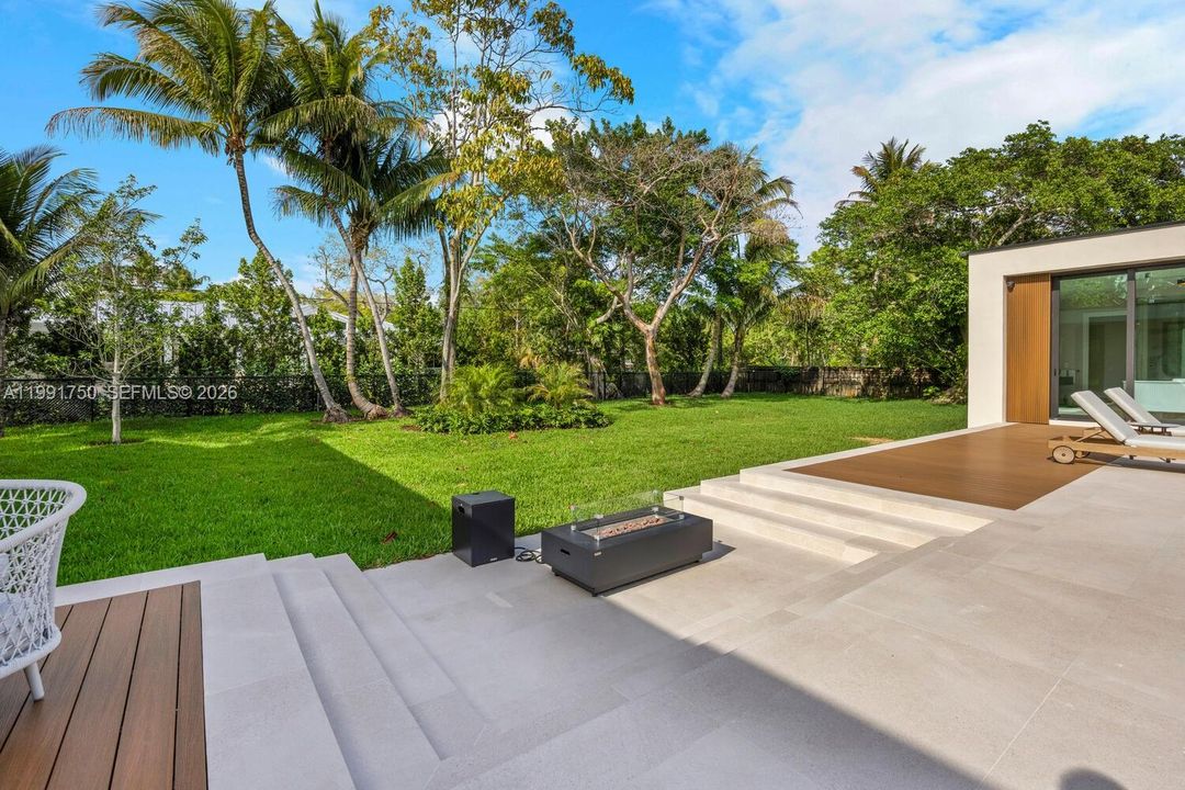 En Venta: $7,175,000 (7 camas, 7 baños, 6138 Pies cuadrados)