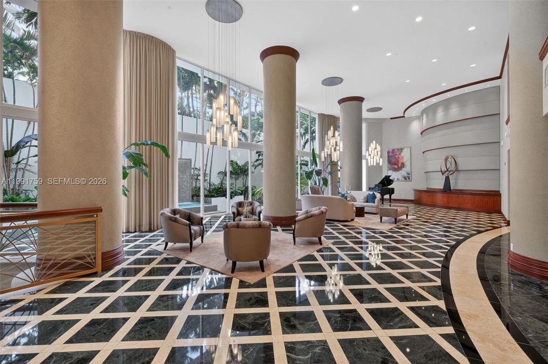 En Venta: $1,200,000 (3 camas, 2 baños, 2630 Pies cuadrados)