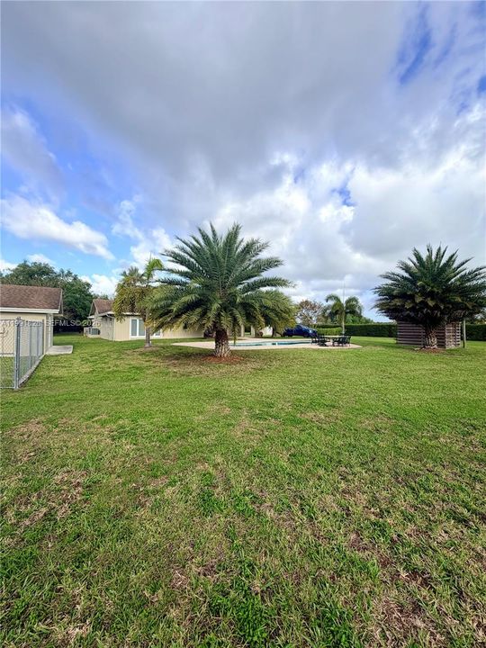 Recently Sold: $1,550,000 (4 beds, 4 baths, 4870 Square Feet)
