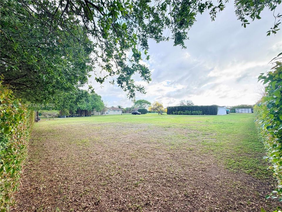 Recently Sold: $1,550,000 (4 beds, 4 baths, 4870 Square Feet)