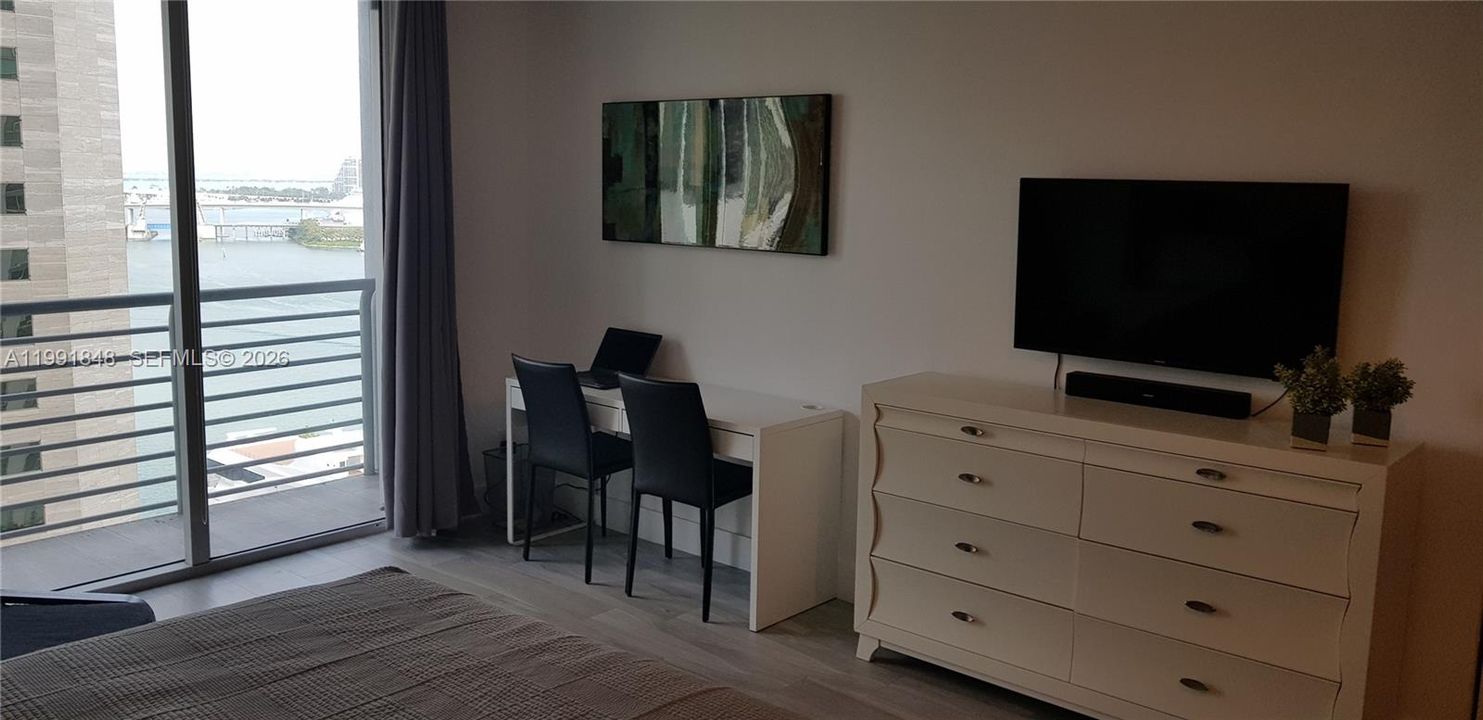 En Venta: $390,000 (0 camas, 1 baños, 507 Pies cuadrados)
