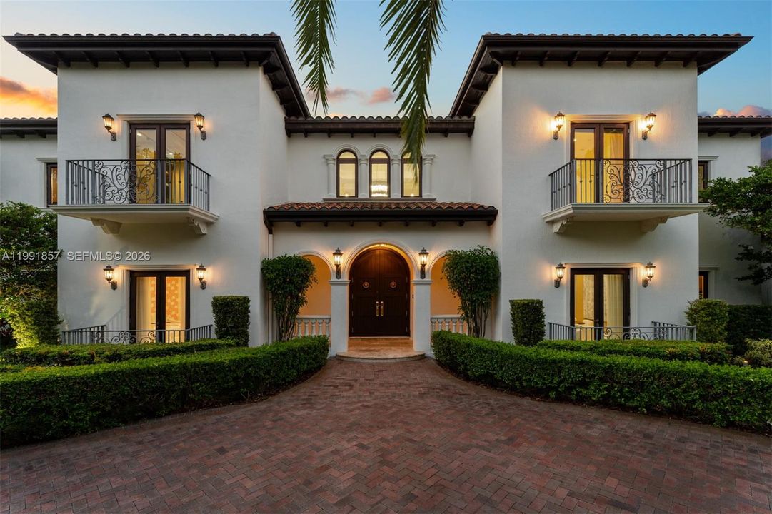 En Venta: $6,900,000 (9 camas, 9 baños, 8136 Pies cuadrados)